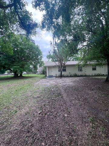 1347 Hendry Ave #1, Cocoa, FL 32922
