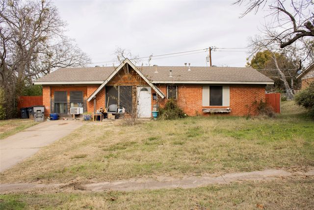 6364 Basswood Dr, Fort Worth, TX 76135