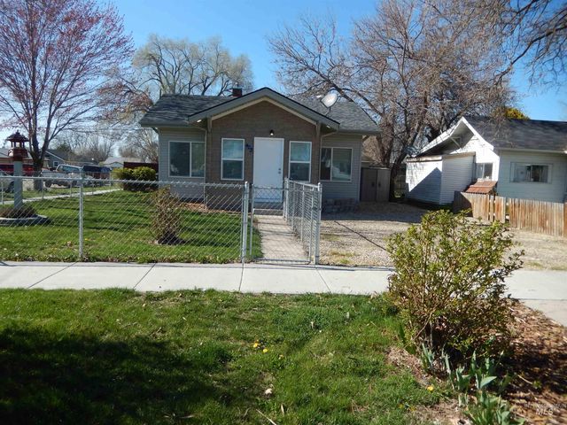 423 20th Ave S, Nampa, ID 83651