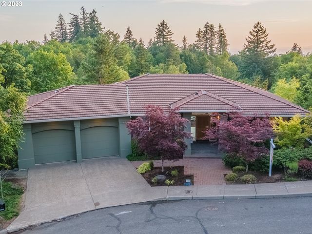1123 NW Frazier Ct, Portland, OR 97229