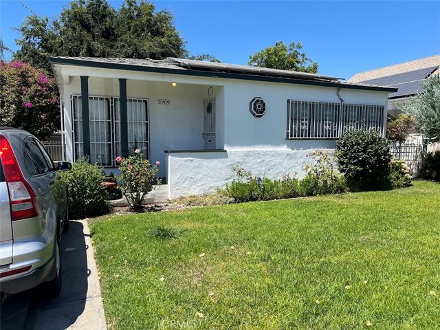 2909 8th Ave, Los Angeles, CA 90018