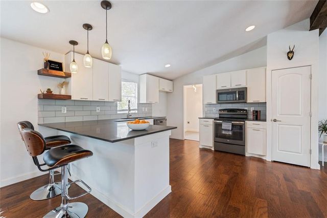 1018 Walter St, Austin, TX 78702