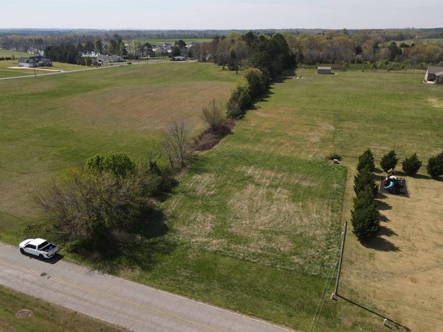 Sunny Slope Dr, Cowpens, SC 29330