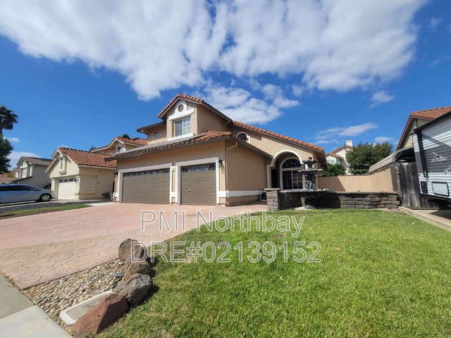 167 Harvest Dr, Vacaville, CA 95687
