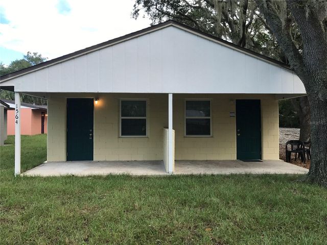 1562 N  Tremain St, Mount Dora, FL 32757