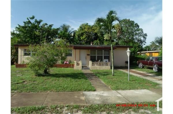1212 NW 14th St, Fort Lauderdale, FL 33311