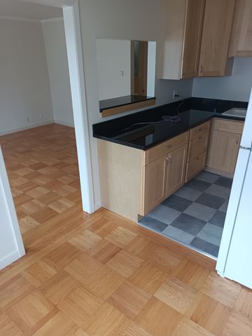 7601 Geary Blvd #1, San Francisco, CA 94121