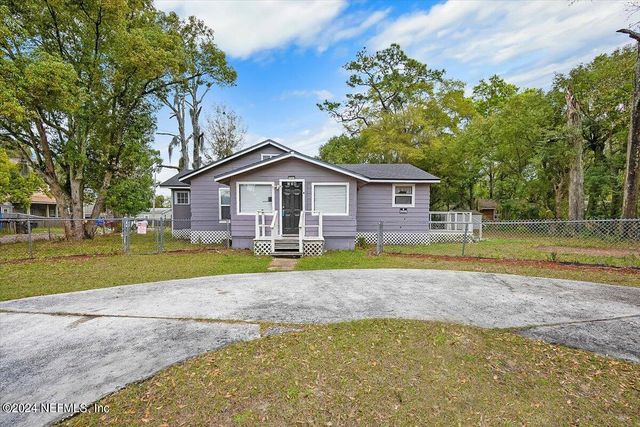 754 CRESTWOOD Street, Jacksonville, FL 32208