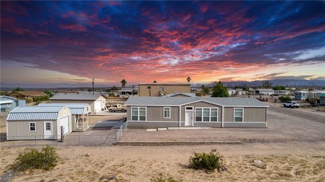 12797 S  Concho Dr, Topock, AZ 86436