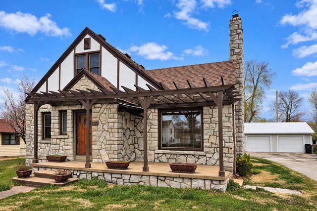 530 E Center Street, Mount Vernon, MO 65712