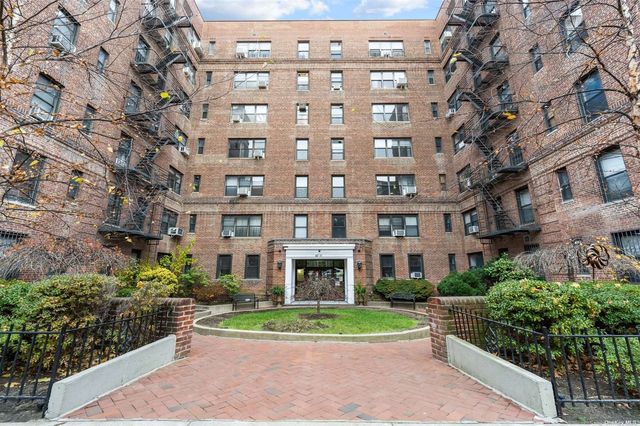 67-71 Yellowstone Boulevard UNIT 1T, Forest Hills, NY 11375