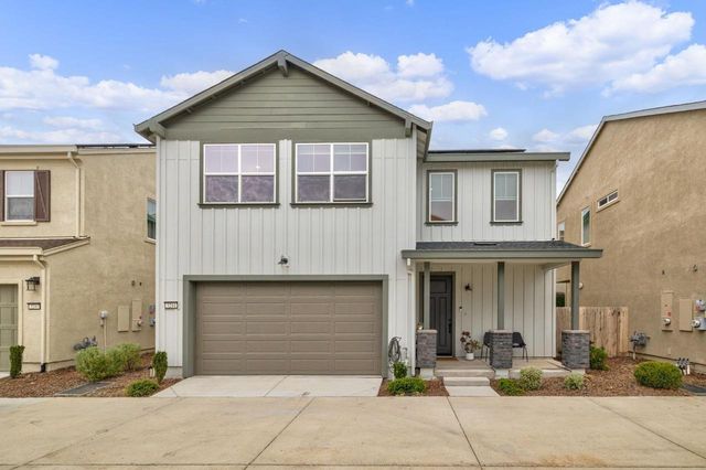 3268 Sunny Gate Ln, Folsom, CA 95630