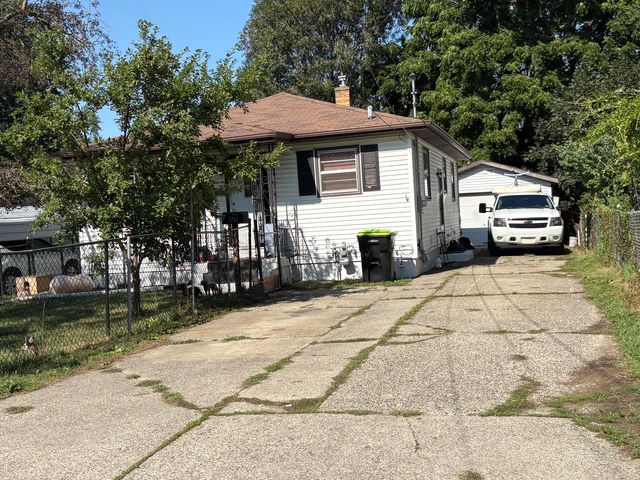 2101 Galewood Ave SW, Wyoming, MI 49509