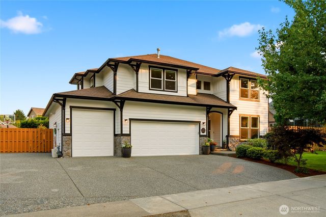 2764 McHugh Avenue, Enumclaw, WA 98022