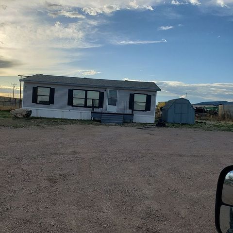 8 Cantel Dr, Newcastle, WY 82701