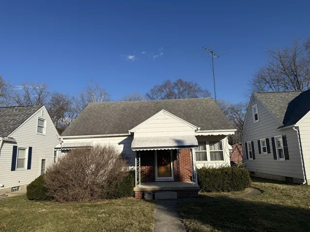 810 N  Eastwood Ave, Lancaster, OH 43130