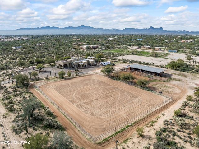 10301 N  Thornydale Rd, Tucson, AZ 85742