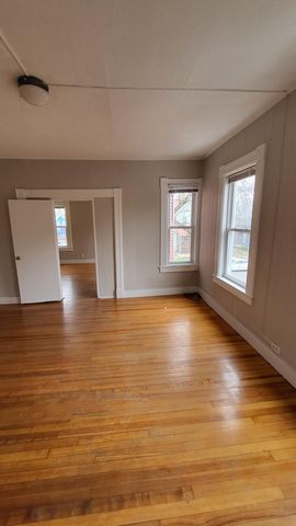 50 Dawes St   #2, Springfield, MA 01109