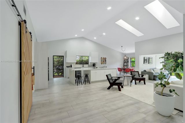 23273 Water Cir, Boca Raton, FL 33486