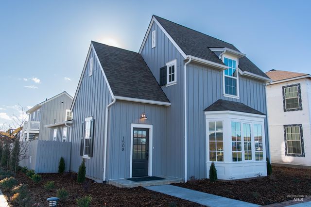 1508 Picotee Circle Clover, Moscow, ID 83843