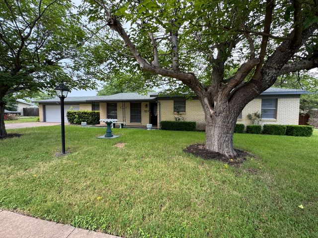 605 Bellaire Dr, Killeen, TX 76541