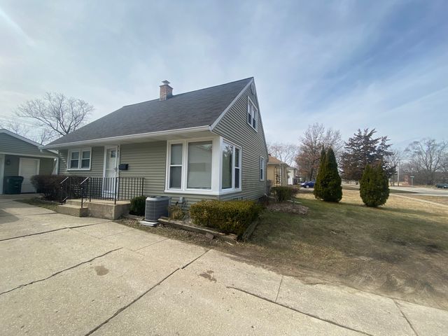 545 W  Palatine Rd, Palatine, IL 60067