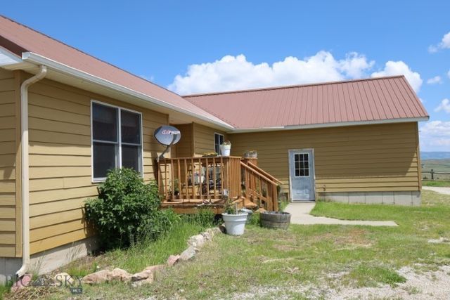 40 Mountainview Trl, White Sulphur Springs, MT 59645