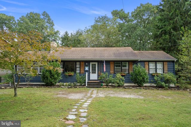 153 Navajo Trl, Medford Lakes, NJ 08055