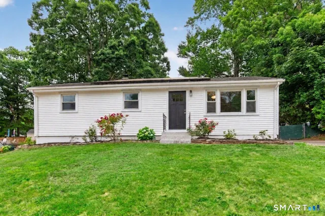 51 Beechwood Road, Oakdale, CT 06370