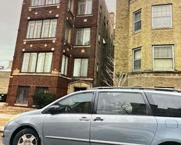 1615 W  Granville Ave, Chicago, IL 60660
