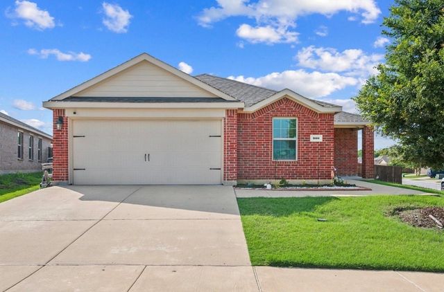 900 Sapphire Dr, Princeton, TX 75407