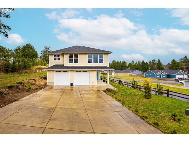 502 Concession Ct, Gearhart, OR 97138