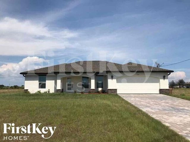 1249 NW 33rd Pl, Cape Coral, FL 33993