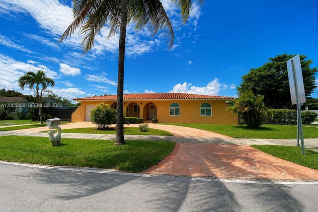 9461 SW 62nd St, Miami, FL 33173