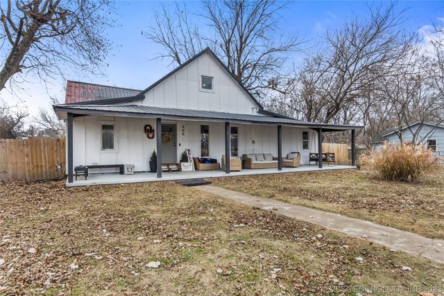 408 W  Hickory Ave, Fort Gibson, OK 74434
