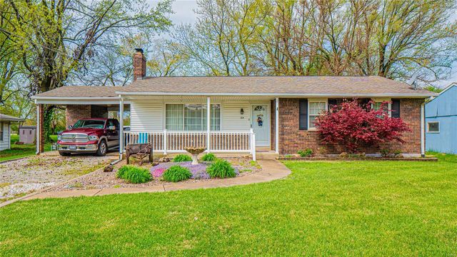 104 S  Ruby Ln, Fairview Heights, IL 62208