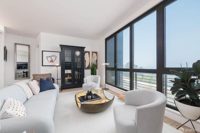 1 Bristol Ct #304, San Francisco, CA 94130