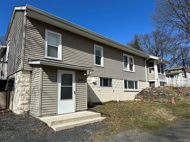 16 Ardmore St #B, New Windsor, NY 12553