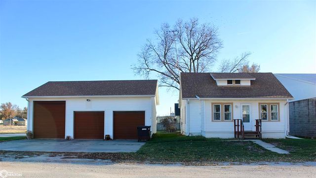 706 1st St, Griswold, IA 51535