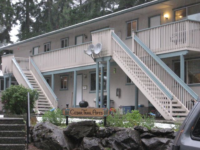 18302 Hurst Rd #2, Lynnwood, WA 98037