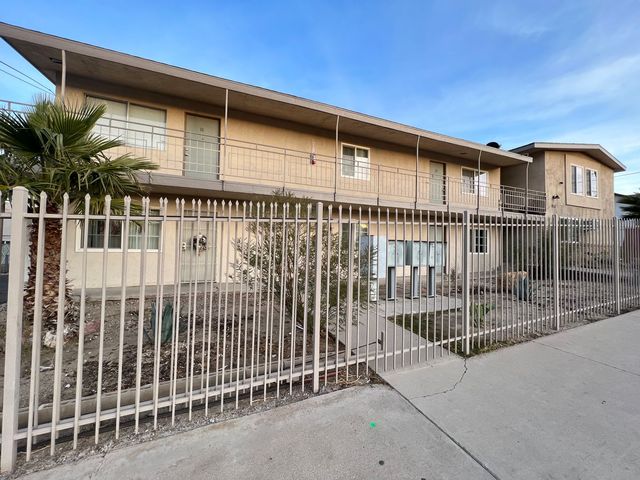 221 N  3rd Ave  #5, Barstow, CA 92311