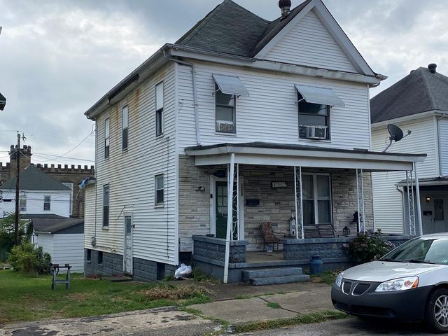 1028 Morton Ave, Moundsville, WV 26041