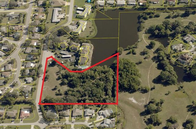 2091 W  Lakeview Blvd #G, North Fort Myers, FL 33903
