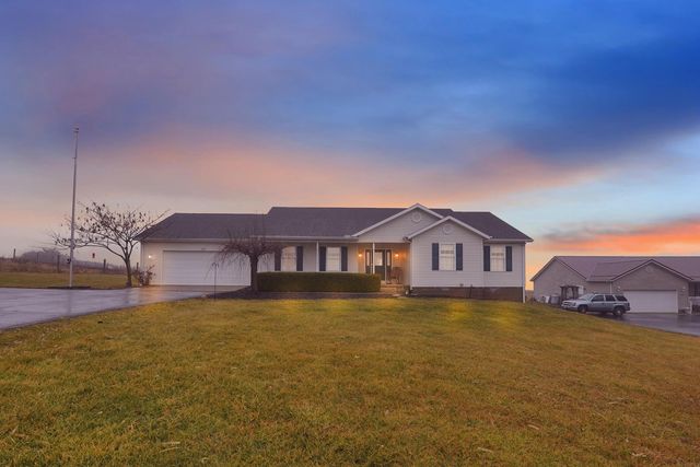 6215 Rapid Forge Rd, Greenfield, OH 45123
