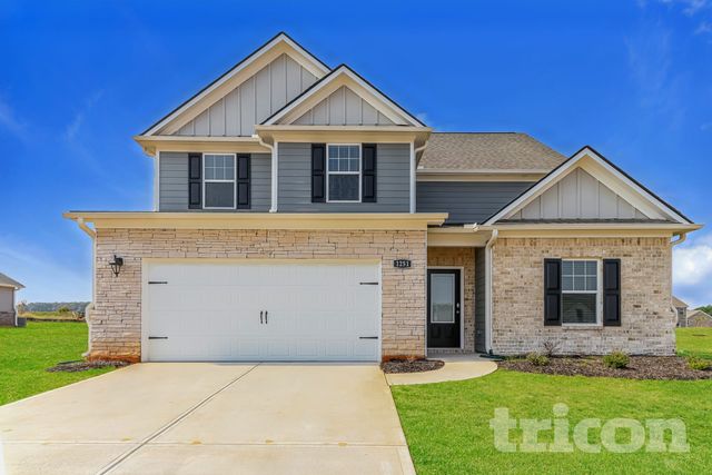 1251 Fendt Dr, Locust Grove, GA 30248