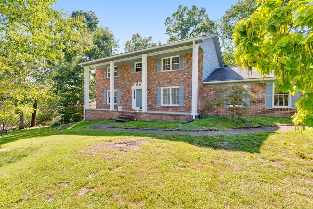 5661 Grayshore Ln, Hixson, TN 37343