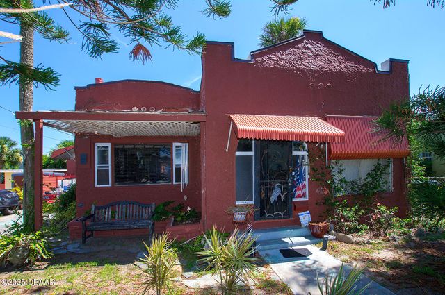 416 Wisteria Rd, Daytona Beach, FL 32118