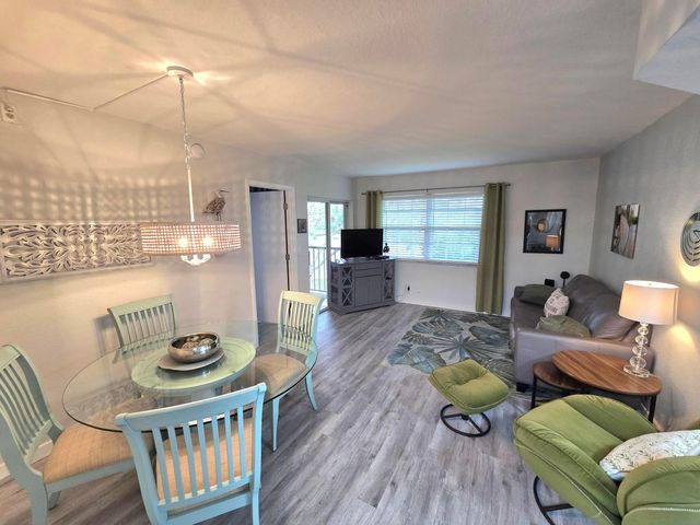 1503 SE Royal Green Circle #201, Port Saint Lucie, FL 34952