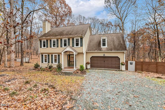 104 Trailwood Ct, Chapel Hill, NC 27516