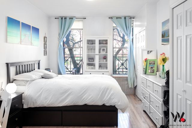 328 E  11th St #12, New York, NY 10003
